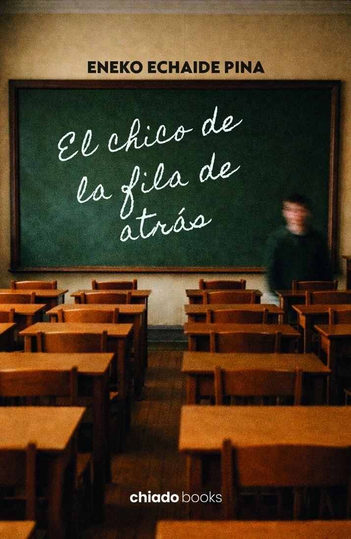 EL CHICO DE LA FILA DE ATRÁS